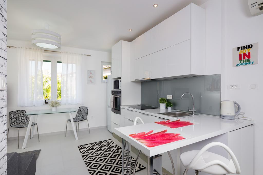 Old City Luxury Apartment Iris Split Exteriör bild